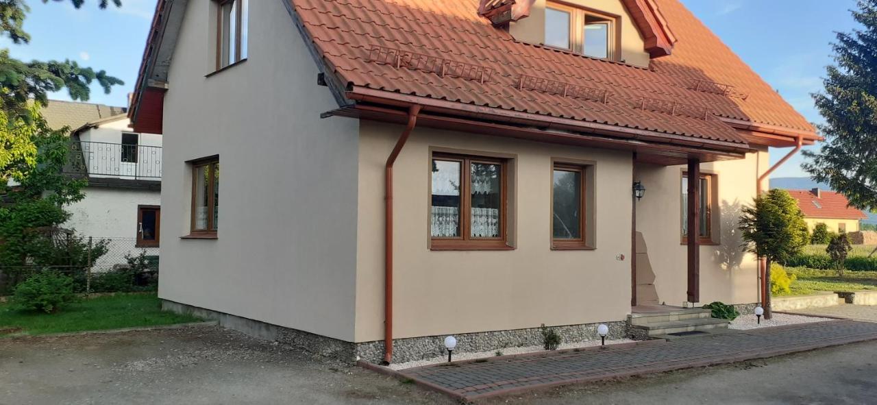 Kolejowa, 5 Ivet Willa Lomnica  Zewnętrze zdjęcie