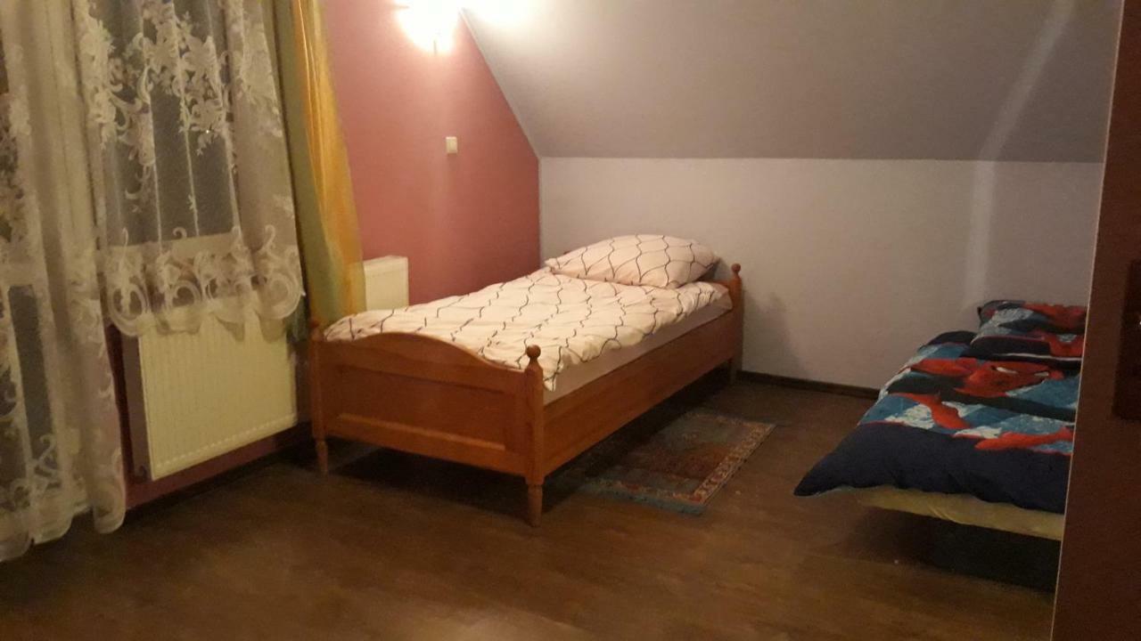 Kolejowa, 5 Ivet Willa Lomnica  Zewnętrze zdjęcie