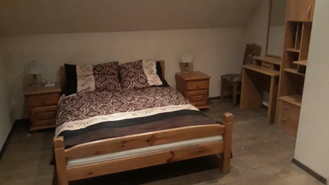 Kolejowa, 5 Ivet Willa Lomnica  Zewnętrze zdjęcie
